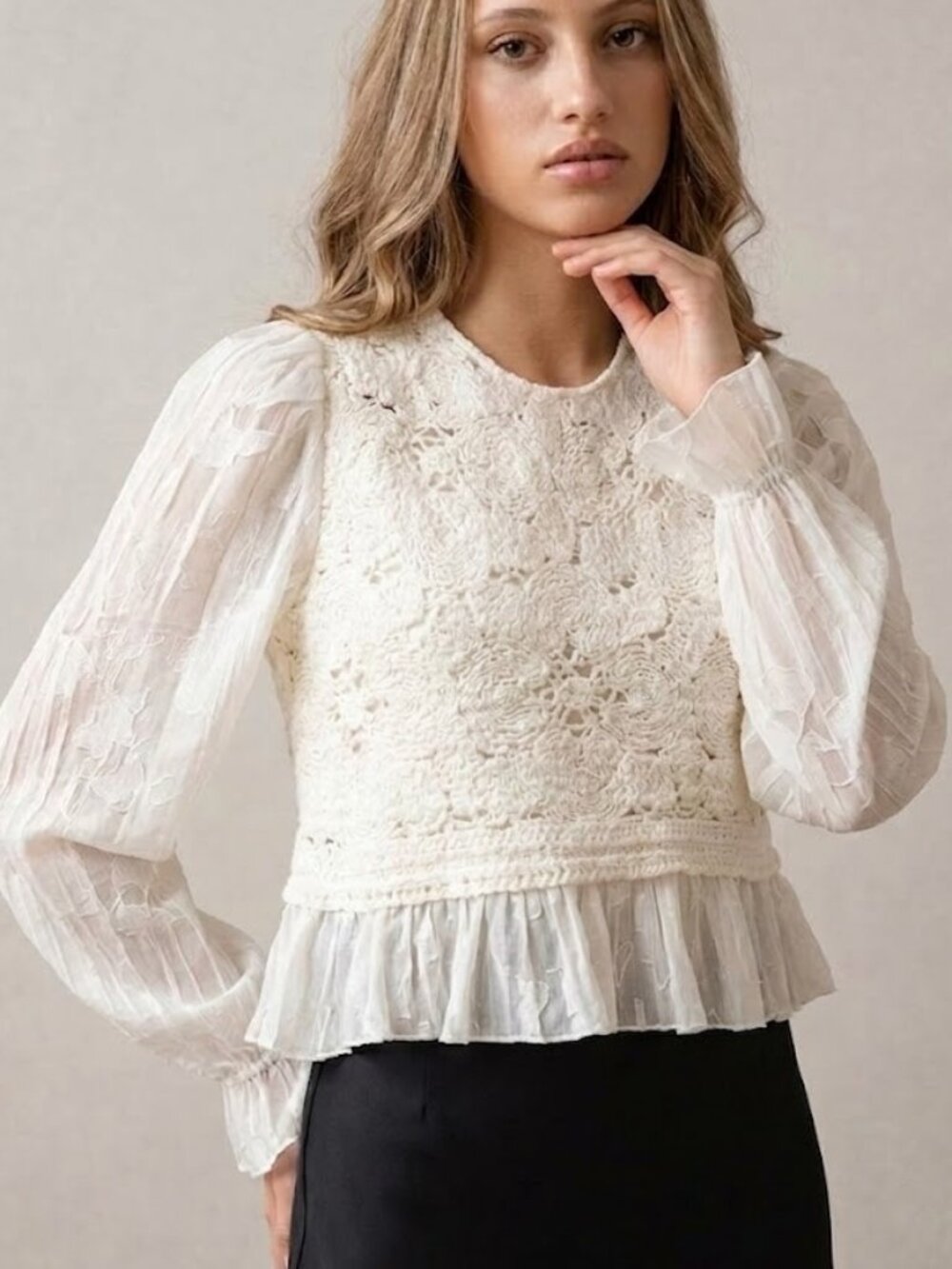 ZARA Combined Crochet Knit Blouse ~ Semi Sheer Jacquard Sleeves~ Ecru Size M